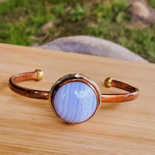 Load image into Gallery viewer, Handmade pure copper cuff with beautiful Blue Lace Agate